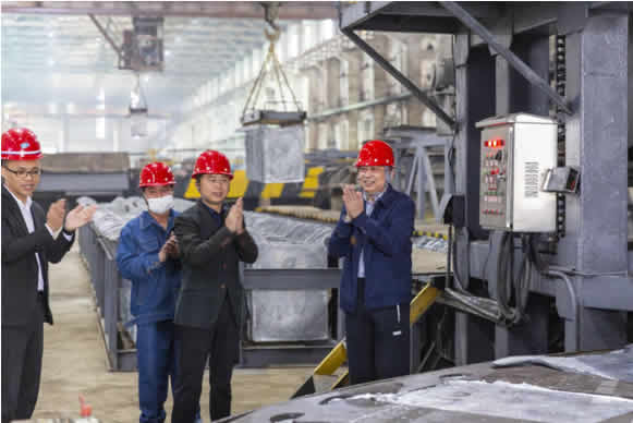 金贵银业综合回收厂铅电解系统恢复生产